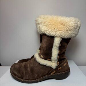 UGG Australia Sheepskin Leather Calf Chestnut Boots US Size 6